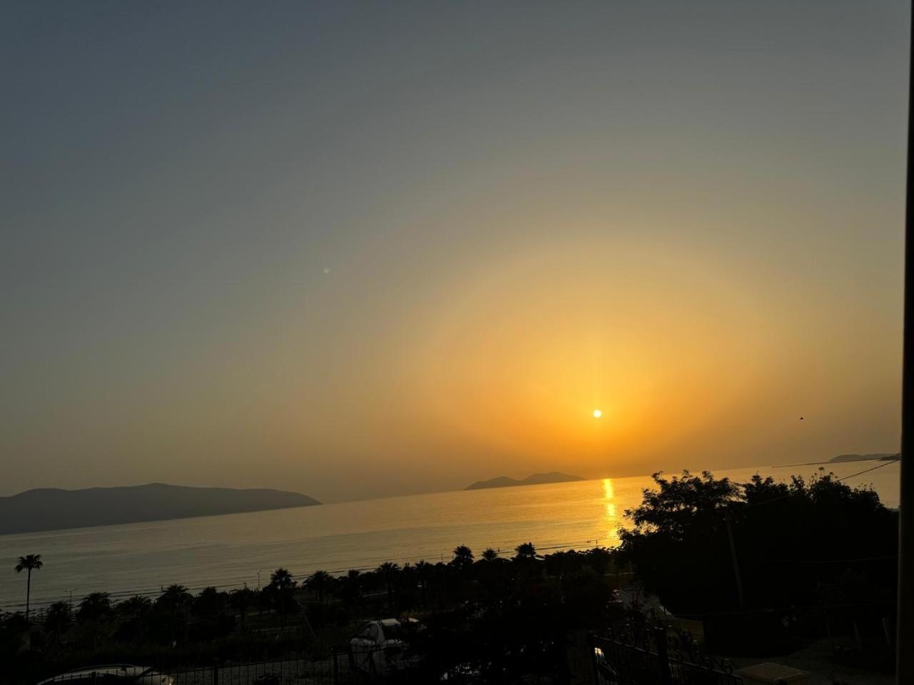 Voyage Villa Vlore Bagian luar foto