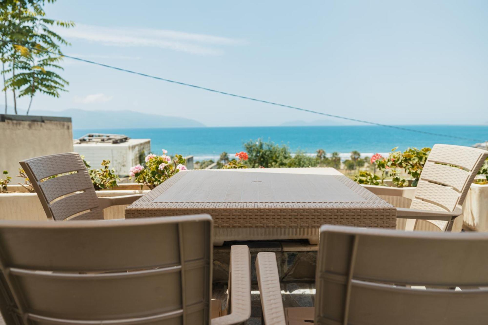 Voyage Villa Vlore Bagian luar foto