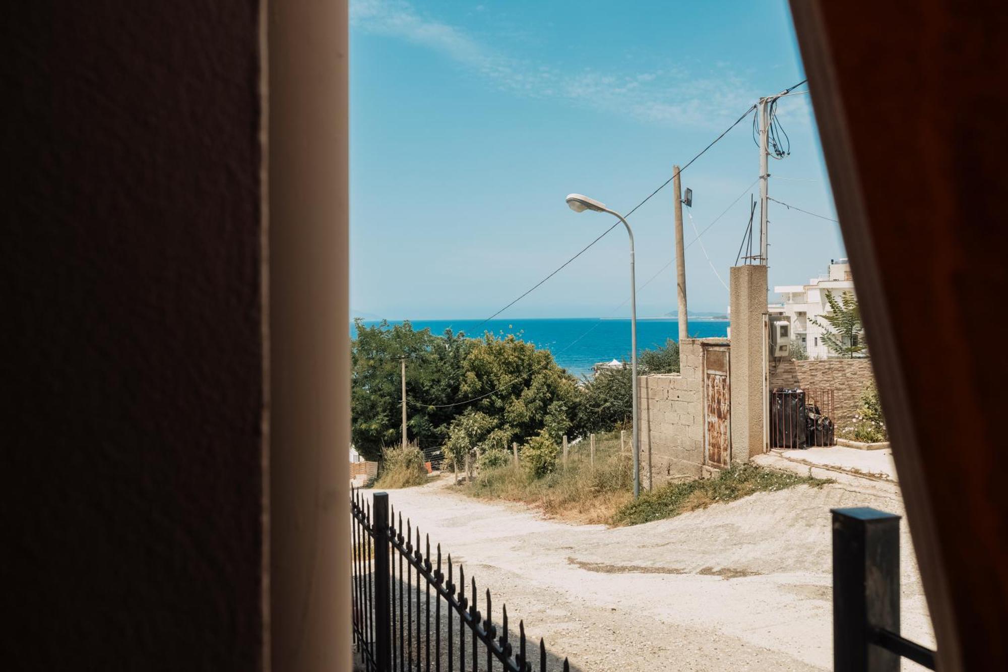 Voyage Villa Vlore Bagian luar foto