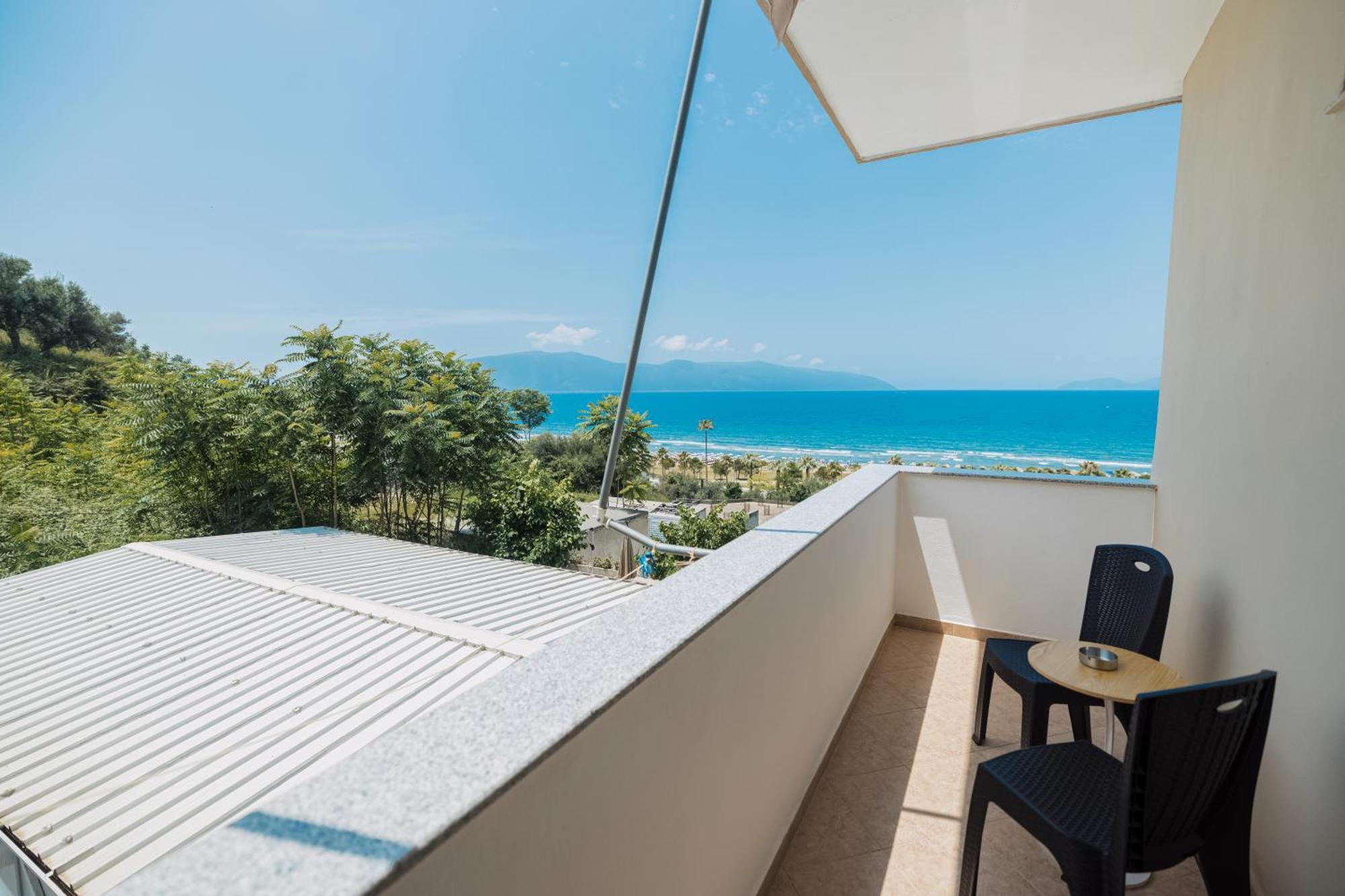 Voyage Villa Vlore Bagian luar foto