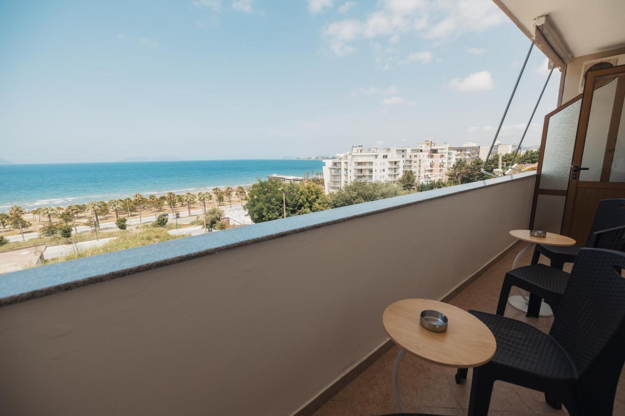 Voyage Villa Vlore Bagian luar foto